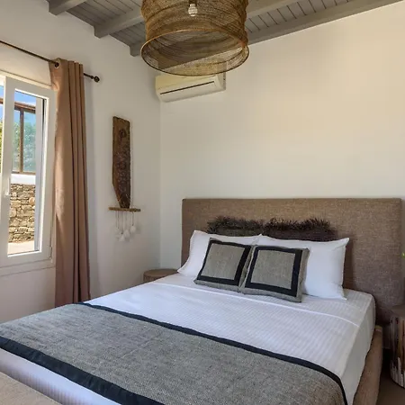 Myconian Platinum Superior & Junior Villa