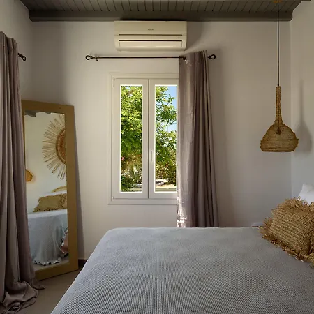 Myconian Platinum Superior & Junior Villas Вилла Калафатис