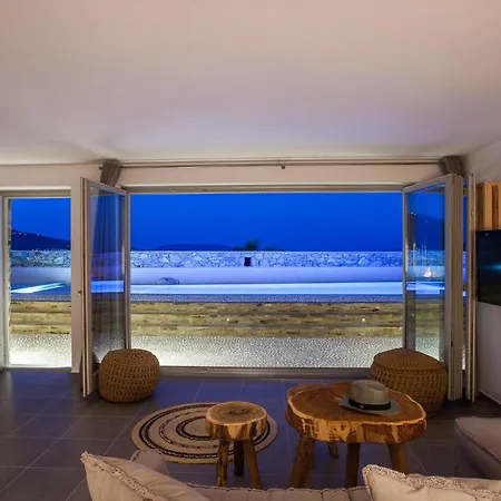 Вилла Myconian Platinum Superior & Junior Villas