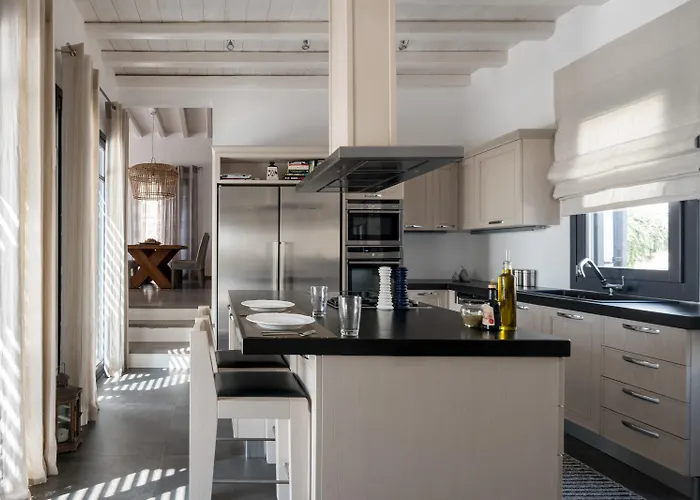 Myconian Platinum Superior & Junior Villa *